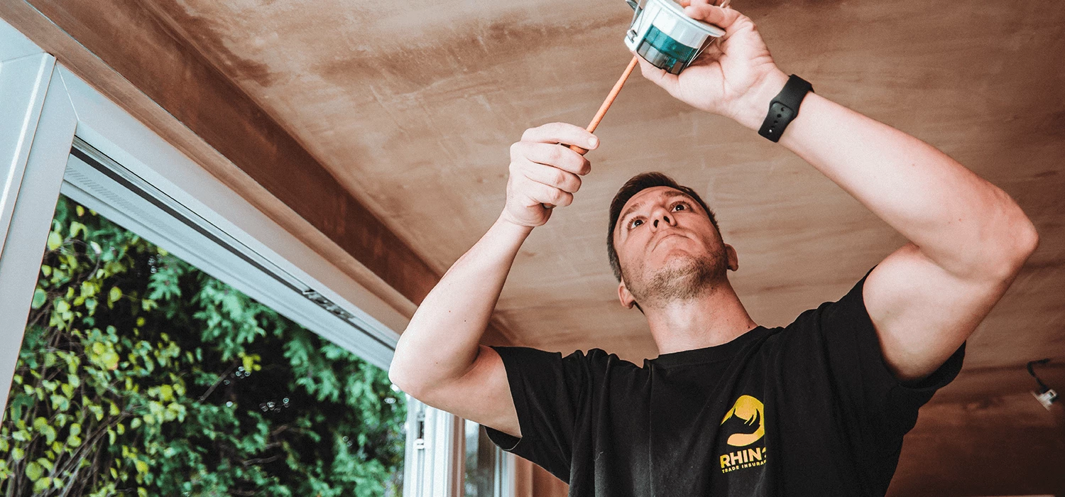 worker fitting light